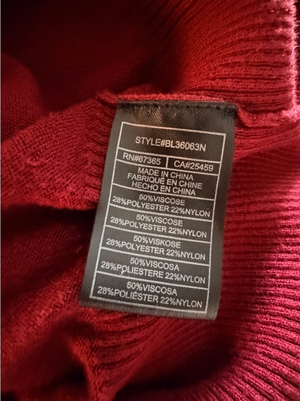 BB Dakota Steve Madden Cropped Sweater – Red – Size XL - Picture 4 of 4